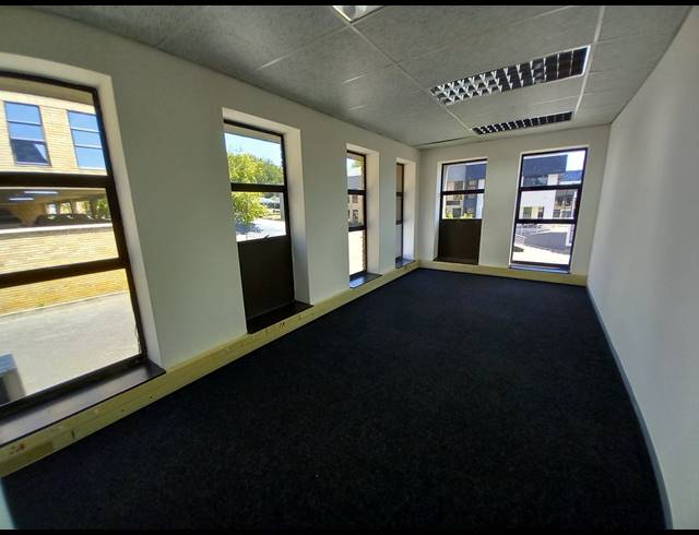 277M² OFFICE TO LET IN HURLINGHAM